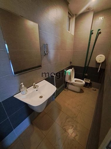 Hình ảnh Cho thuê căn góc mặt phố Ngô Quyền - Hà Đông