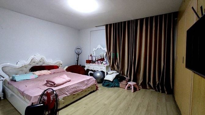 Hình ảnh Bán Trang Chủ MB66.COM / Đăng Ký Tặng 66K Star Tower 89m2 full NT 2PN 2WC tầng đẹp lốt Ôtô Giá 4 tỷ