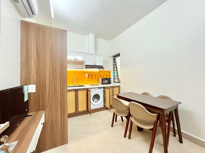 Hình ảnh CHDV bancol full NT gần Trường Sơn - CV Hoàng Văn Thụ - Sân Bay
