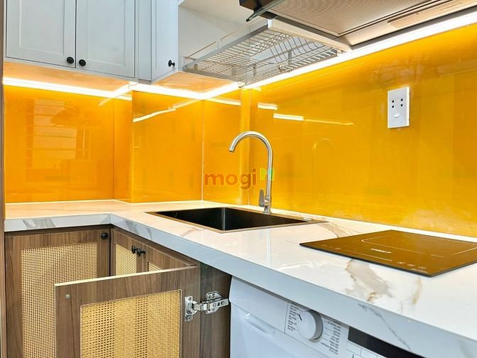 Hình ảnh CHDV bancol full NT gần Trường Sơn - CV Hoàng Văn Thụ - Sân Bay