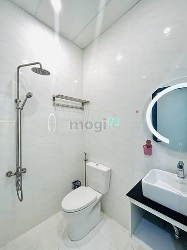 Hình ảnh Duplex full nội thất có cửa sổ