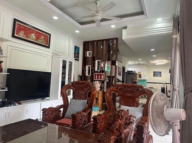 Hình ảnh BÁN LẸ Nhà Võ Văn Tần P5 Quận 3 Hẻm 6m