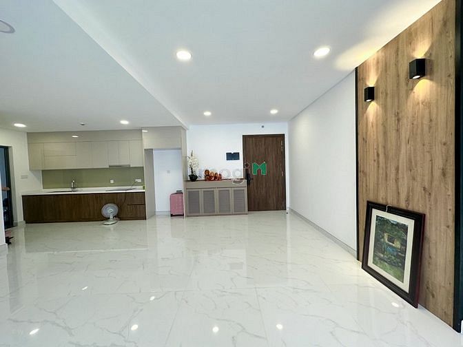 Hình ảnh Diamond Brilliant 112m2 2pn lớn full nội thất giá chỉ 18 triệu