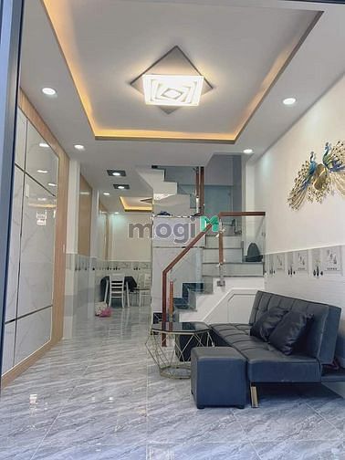 Hình ảnh Nhà ĐỀ THÁM Q1 Giá 2,8 Tỷ Hẻm 6m