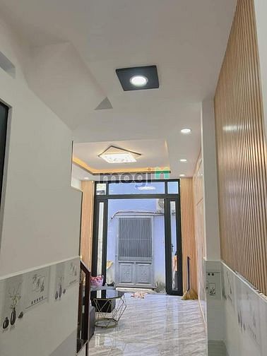 Hình ảnh Nhà ĐỀ THÁM Q1 Giá 2,8 Tỷ Hẻm 6m
