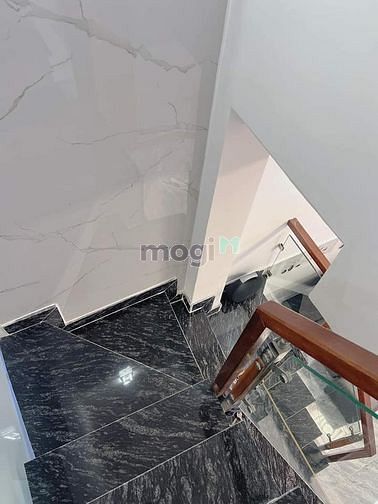 Hình ảnh Nhà ĐỀ THÁM Q1 Giá 2,8 Tỷ Hẻm 6m