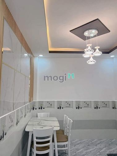 Hình ảnh Nhà ĐỀ THÁM Q1 Giá 2,8 Tỷ Hẻm 6m