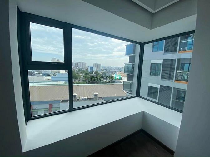 Hình ảnh Cho thuê CH Kingdom 101, DT 70m2, 2PN, NT cơ bản, giá 18tr/tháng.
