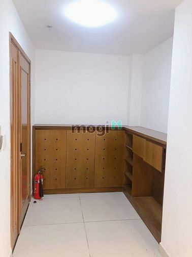 Hình ảnh Kẹt lắm mới bán CH Sky Center Q6 72m² giá 1 tỷ 860