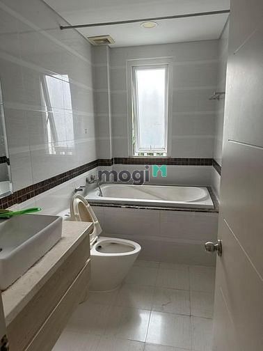 Hình ảnh Cần bán gấp CH HaDo Centrosa Garden quận 10, 62m², giá chỉ 1 tỷ 760