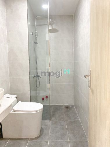Hình ảnh 🔆Studio hiện đại với ban công, cửa sổ. Nội thất mới, sang trọng