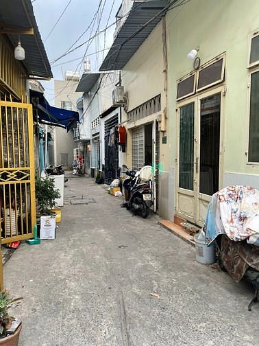 Hình ảnh Bán nhà sổ hồng riêng phường Tân Hưng Thuận