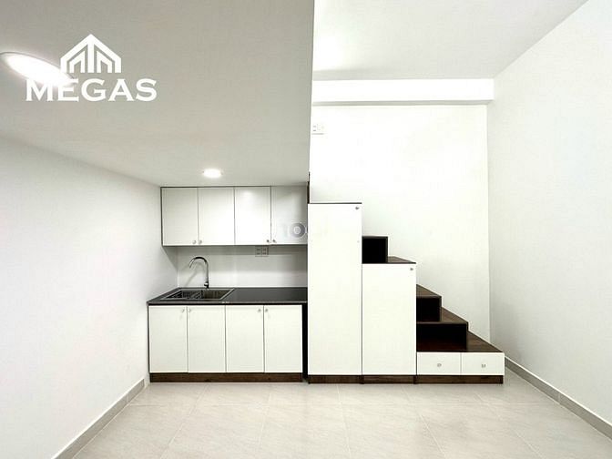 Hình ảnh Cho Thuê Căn Hộ Duplex Cao Cấp - Mặt Tiền Ngay Trường Chinh, Tân Bình.