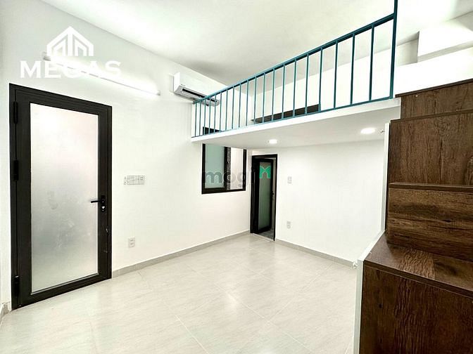 Hình ảnh Cho Thuê Căn Hộ Duplex Cao Cấp - Mặt Tiền Ngay Trường Chinh, Tân Bình.