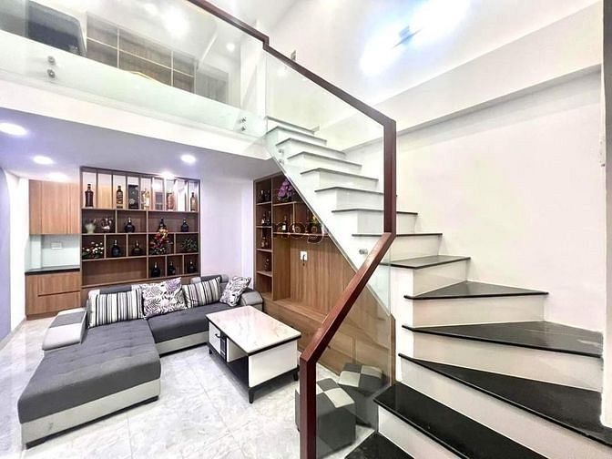 Hình ảnh ĐẸP XỈU nhà D2 Q. Bình Thạnh 52m2 chỉ 2tỷ3 HXH