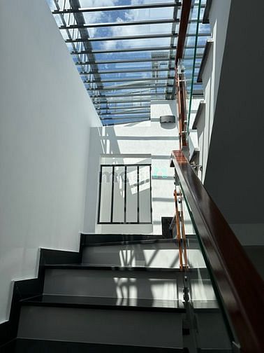 Hình ảnh Nhà mới xây công năng đầy đủ Giáp Phú Nhuận - Nguyễn Trung Trực P6 BT