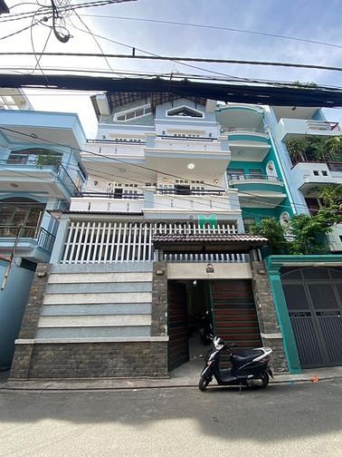 Hình ảnh STUDIO 2 cửa sổ trời thoáng full NT ngay ĐH Greenwich, Hoàng Hoa Thám