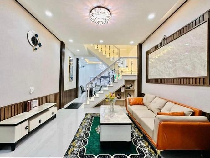 Hình ảnh KẸT TIỀN BÁN GẤP nhà đường Trần Hưng Đạo Q1 59m2 chỉ 2 tỷ580 SHR