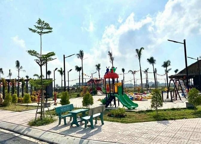 Hình ảnh Bán Lỗ gấp lô đất góc 2 MT 6M đẹp SHR KDC Long Cang đường nội bộ số 1