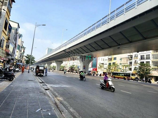 Hình ảnh Cần bán lô đất vàng mặt phố Trường Chinh, 110m2, MT 6,2m, 21 tỷ(TL)