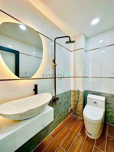 Hình ảnh Bán gấp nhà quận 4. 58m2 1 tỷ 560.