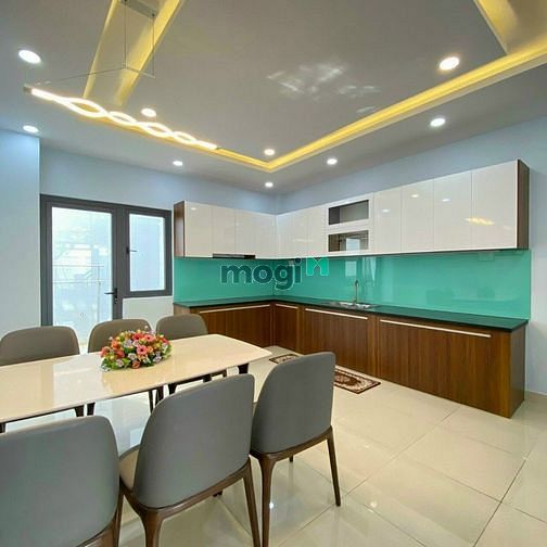 Hình ảnh Cho thuê nhà HXH 283/3A CMT8, P. 12, Q. 10