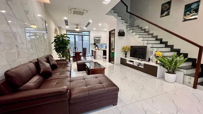 Hình ảnh CHỐT LIỀN TAY nhà Lãnh Bình Thăng Q11 57m2 chỉ 1tỷ SHR