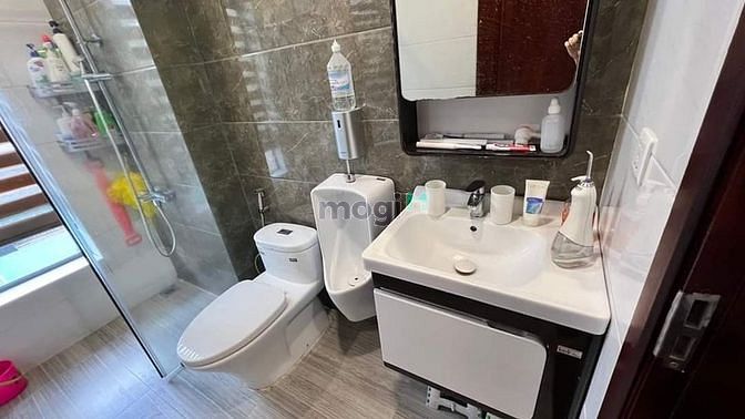 Hình ảnh CHỐT LIỀN TAY nhà Lãnh Bình Thăng Q11 57m2 chỉ 1tỷ SHR