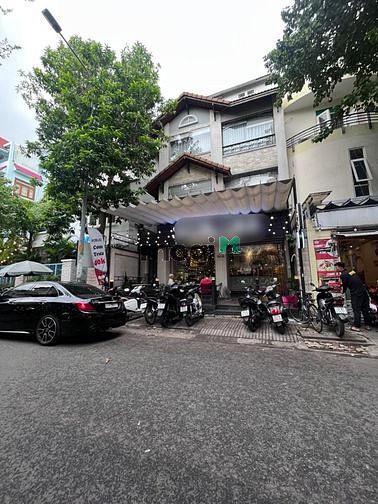 Hình ảnh Cho Thuê Siêu Biệt Thự Khu Siêu Vip Phan Xích Long. Ngang 8m