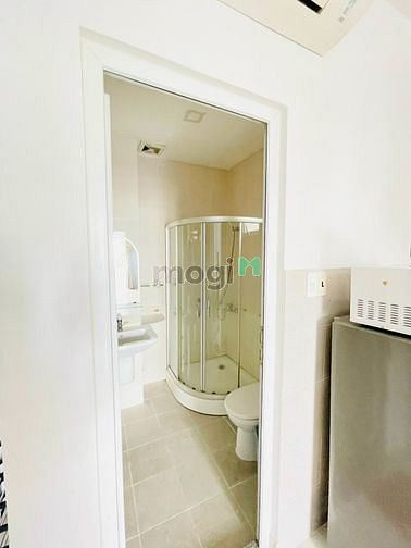Hình ảnh Mb6623 nạp rút nhanh chóng balcon Q3 full nội thất gần Dinh Độc Lập, công Viên Tao Đàn,...