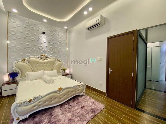 Hình ảnh Bán nhà 50m2 kèm nội thất, Giá 1 tỷ 740, Đường Phạm Văn Chí, Quận 6