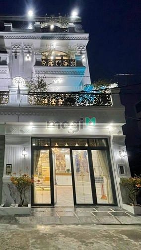 Hình ảnh BÁN GẤP nhà Lạc Long Quân 56m2 chỉ 2tỷ6 HXH, SHR