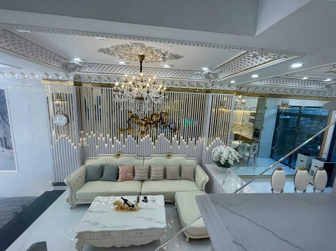 Hình ảnh BÁN GẤP nhà Lạc Long Quân 56m2 chỉ 2tỷ6 HXH, SHR