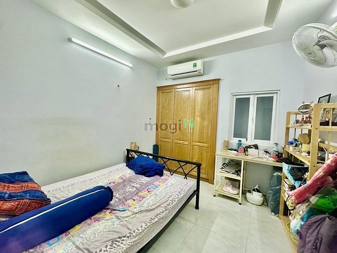 Hình ảnh Lạc Long Quân gần chợ Tân Bình - 45m2 - 4 tầng - giá 5.x tỷ.