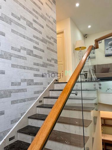 Hình ảnh Penthouse Starhill - 4PN - 3WC -300m2- 60tr/tháng