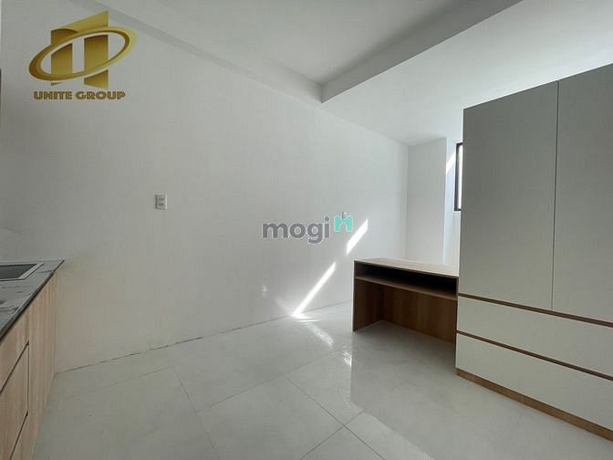 Hình ảnh Studio full nội thất có cửa sổ ngay quận 7