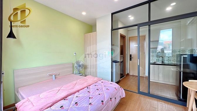 Hình ảnh CHDV 1PN tách bếp máy giặt riêng cửa sổ lớn