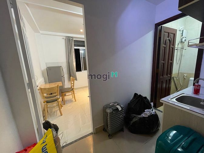 Hình ảnh Căn Hộ Dạng Studio Tách Bếp_Cửa Sổ Thoáng View Đẹp_Gần Lăng Cha Cả
