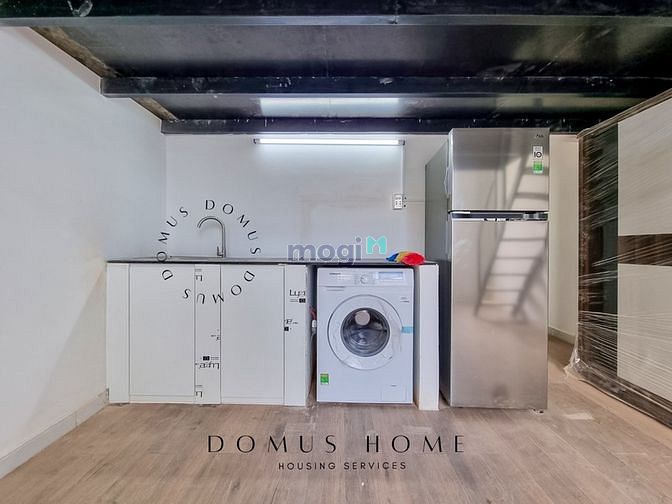 Hình ảnh Duplex gác cao không đụng đầu cửa sổ lớn