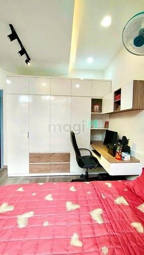 Hình ảnh Hoàng Hoa Thám - 34m2 - 2 tầng - giá nhỉnh 4 tỷ.
