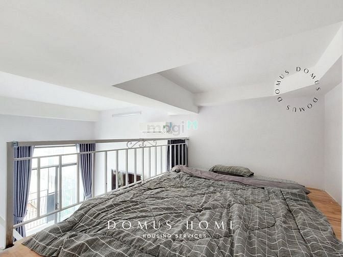 Hình ảnh Duplex gác cao cửa sổ lớn ngay lâm văn bền