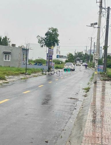 Hình ảnh Cần Tiền Bán Gấp Đóng Tiền Học Cho Con Đất Thổ Cư MT Đường Số 1