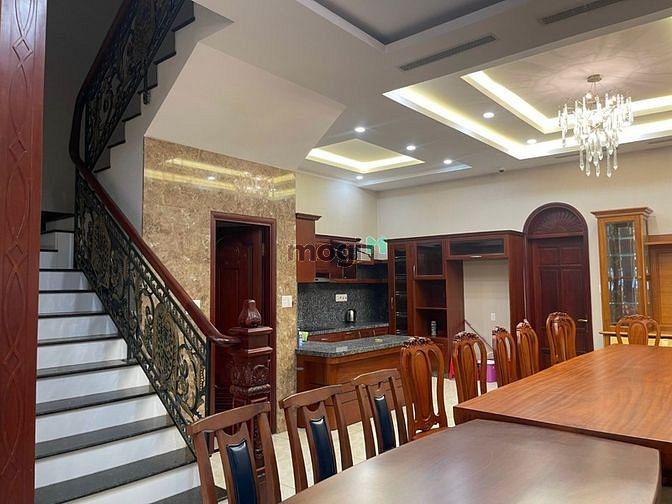 Hình ảnh cho Thuê Biệt Thự Có Thang Máy (Khu 300), Tân Bình