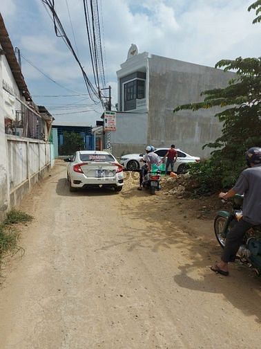 Hình ảnh Bán Đất Đường Thông Mua Bán. P Tân Hạnh Tp Biên Hoà. 105m2. 2Tỷ 100Tr