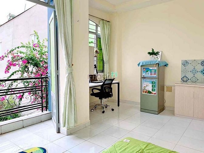 Hình ảnh CHDV Ban Công FULL NT Gần KCX, CRESCENT MALL, UFM- Chỉ Còn 2 phòng