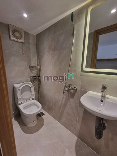 Hình ảnh Duplex Cửa Sổ Thiết Kế Đẹp Đủ Tiện Nghi Q7