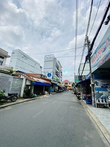 Hình ảnh Bán đất tặng nhà + trọ MT chợ HT, 109m2, chỉ 5. 6 tỷ HT 05, q12.