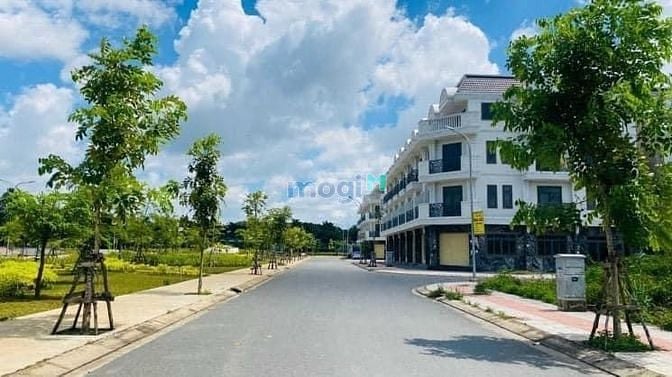 Hình ảnh Bán đất sổ riêng full thổ cư 100m2 giá chỉ 1,1 tỷ gần ngã 3 Trị An