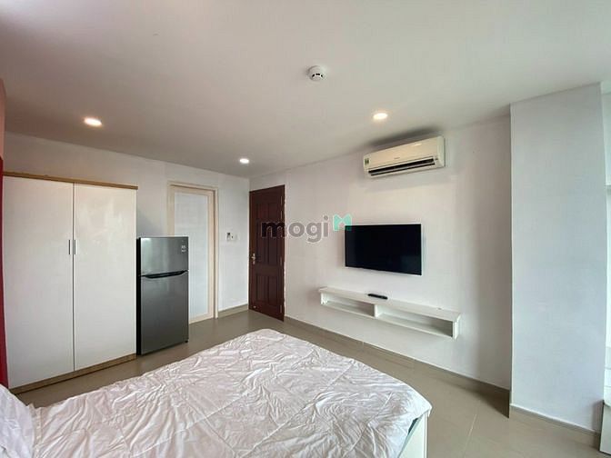 Hình ảnh Studio full nội thất - Ban công - Đậu ô tô Free - Gần cầu Sài Gòn