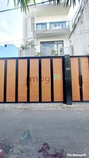 Hình ảnh Cho thuê nhà Hẻm Tải Lớn Quay Đầu 8/2D Lê Bình, Phường 4, Q Tân Bình